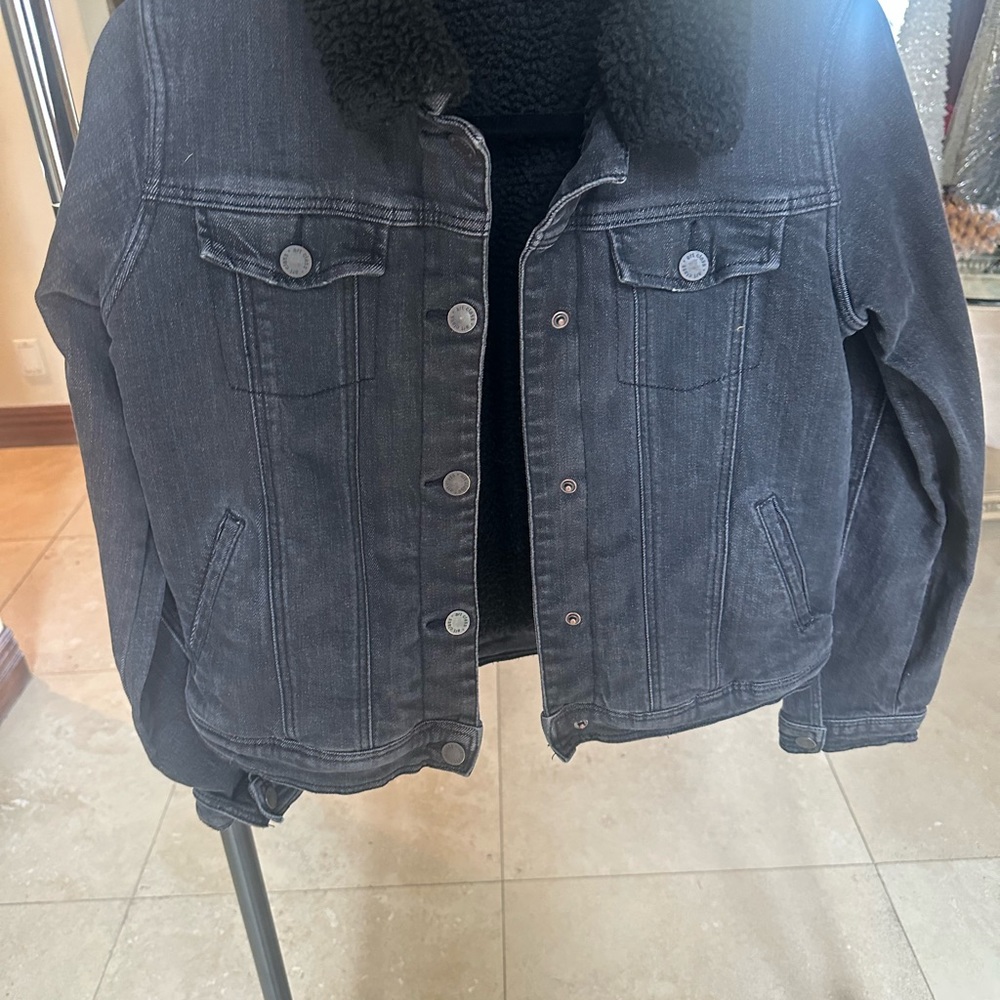 Cute black jean jacket size x large 14/16